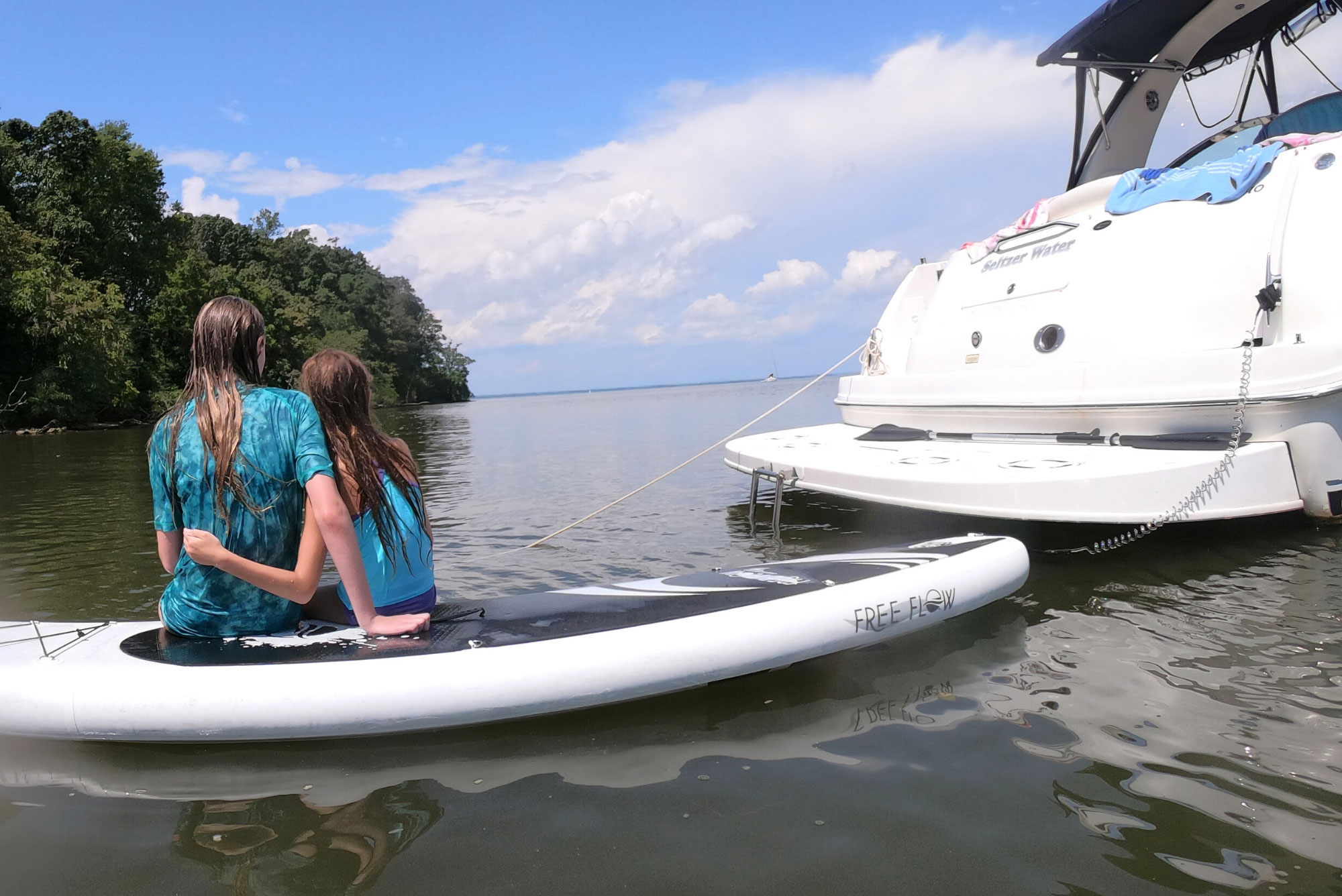 kids family boating